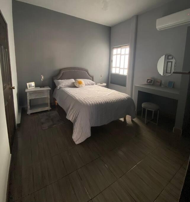 Casa “La Santa” Apartment Лорето Екстериор снимка